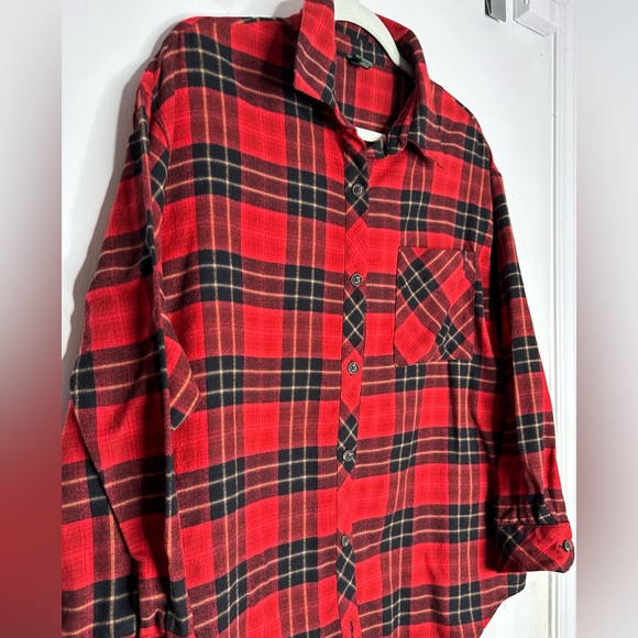 Christmas : Holiday graphic Flannel shirt.   Women’s XL - Picture 5 of 8